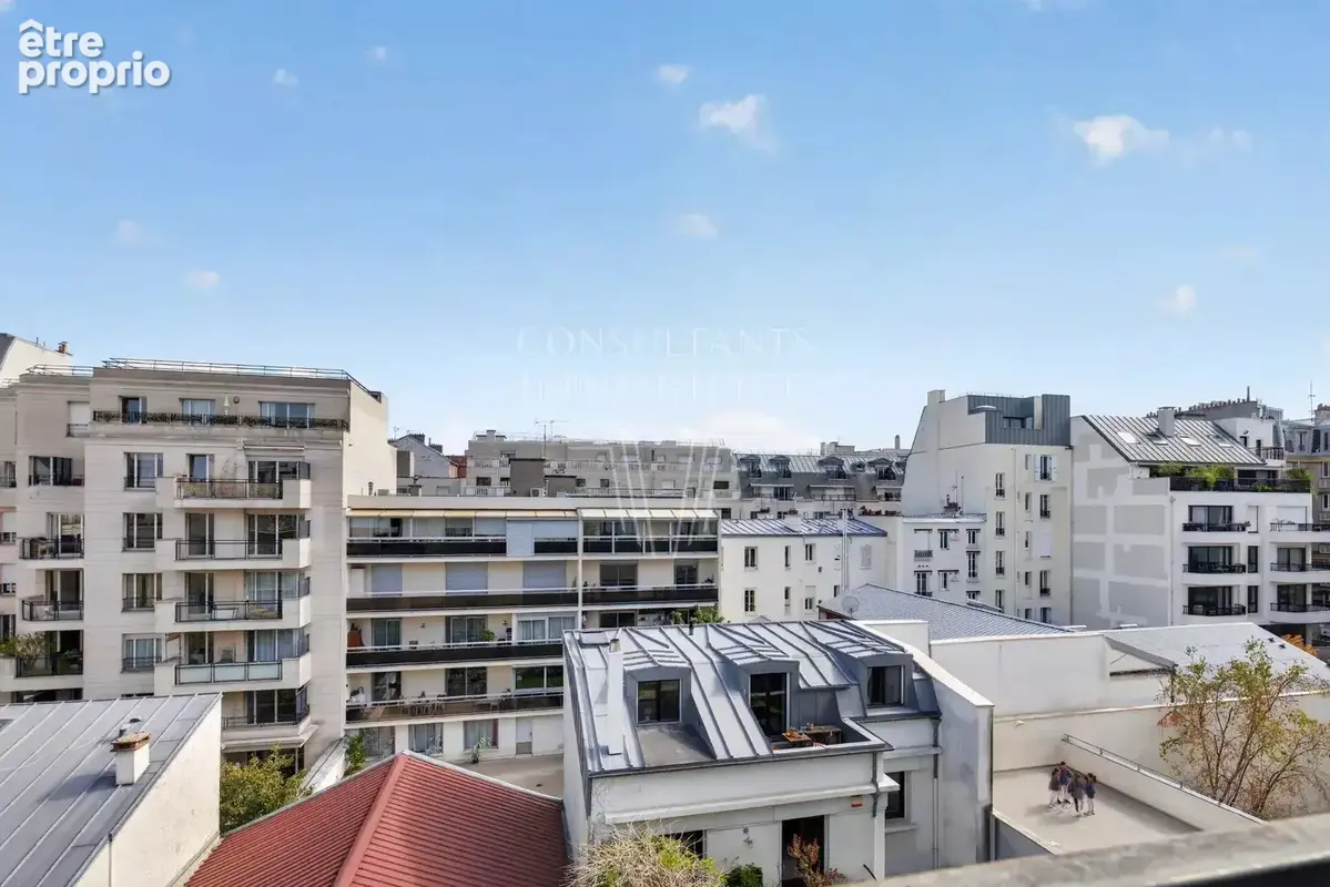 Appartement à LEVALLOIS-PERRET