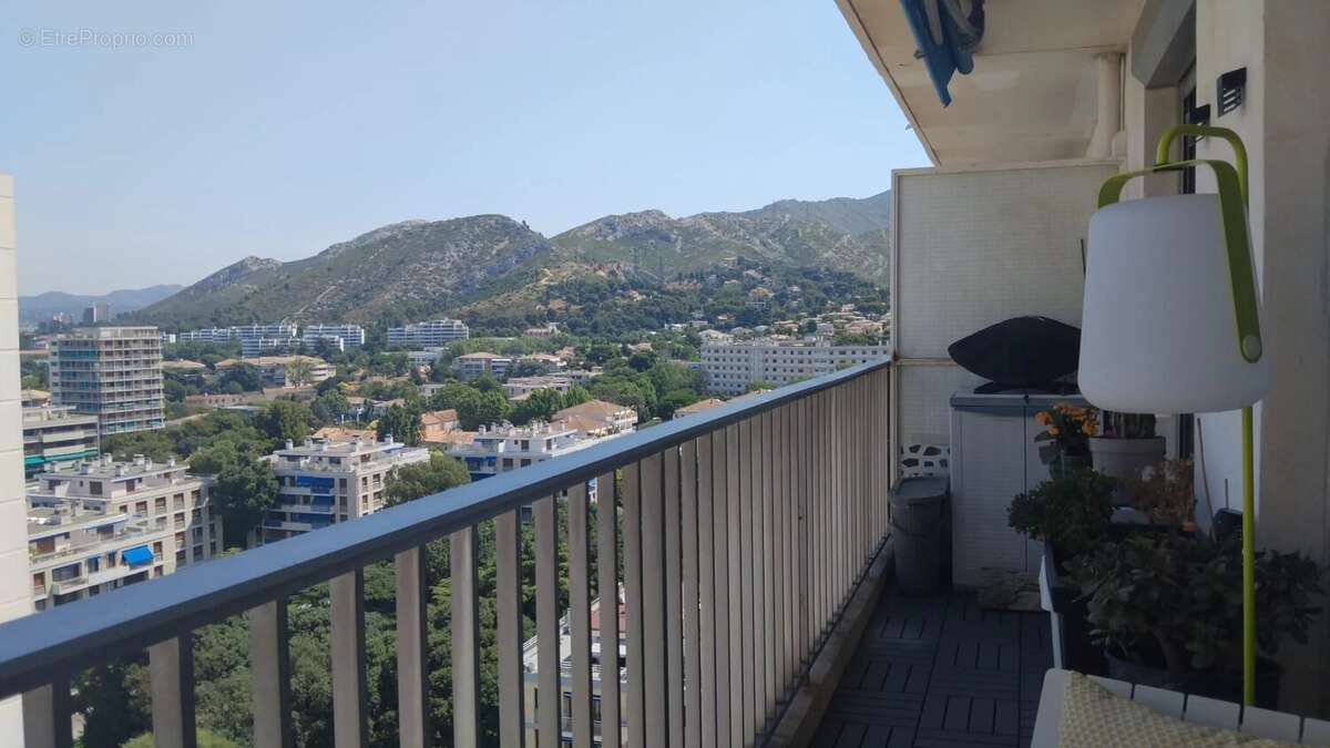 Appartement à MARSEILLE-9E