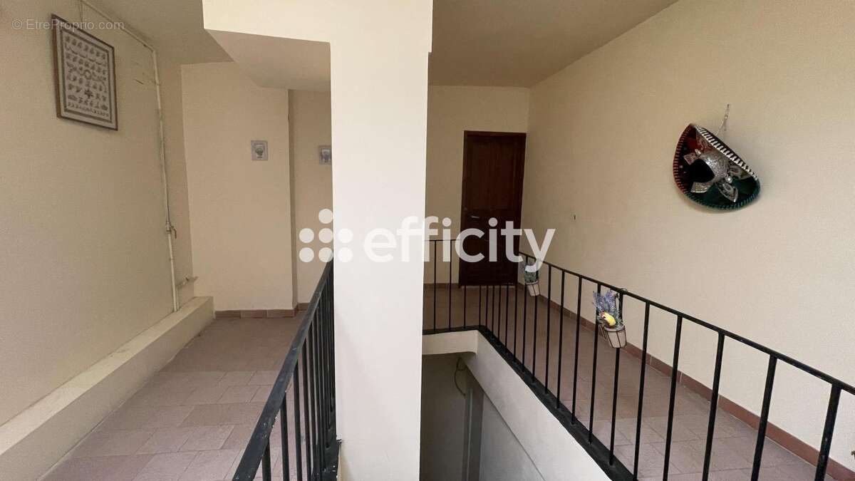 Appartement à APT