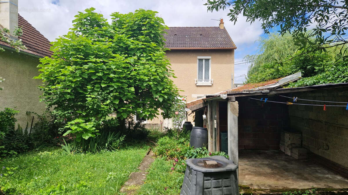 Maison à AUXERRE