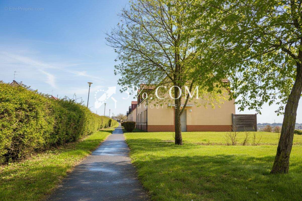 Maison à ROUXMESNIL-BOUTEILLES