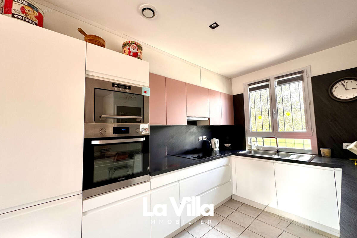 Maison Entraigues Sur La Sorgue 4 pièce(s) 85 m2 - photo 4