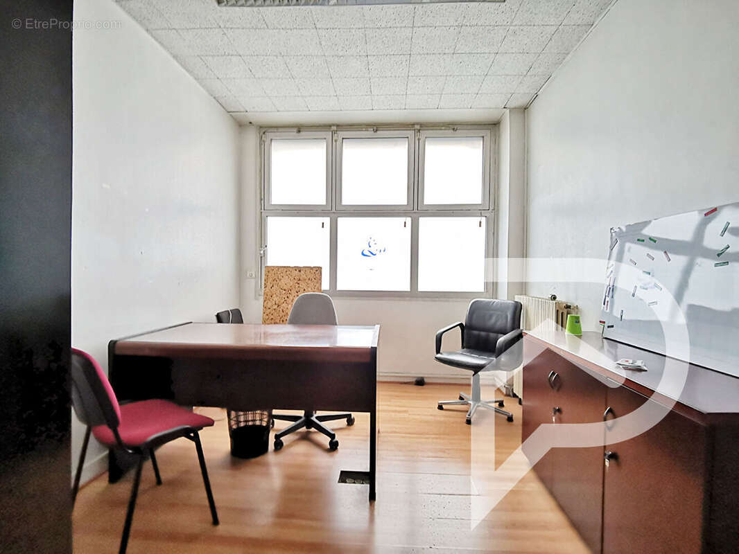 Commerce à VITRY-SUR-SEINE