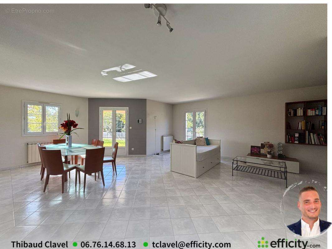 Maison à SAINT-YRIEIX-SUR-CHARENTE