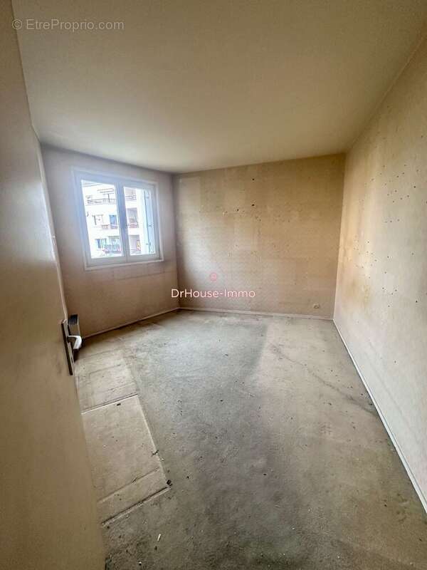 Appartement 81 m² à Sannois  - photo 13