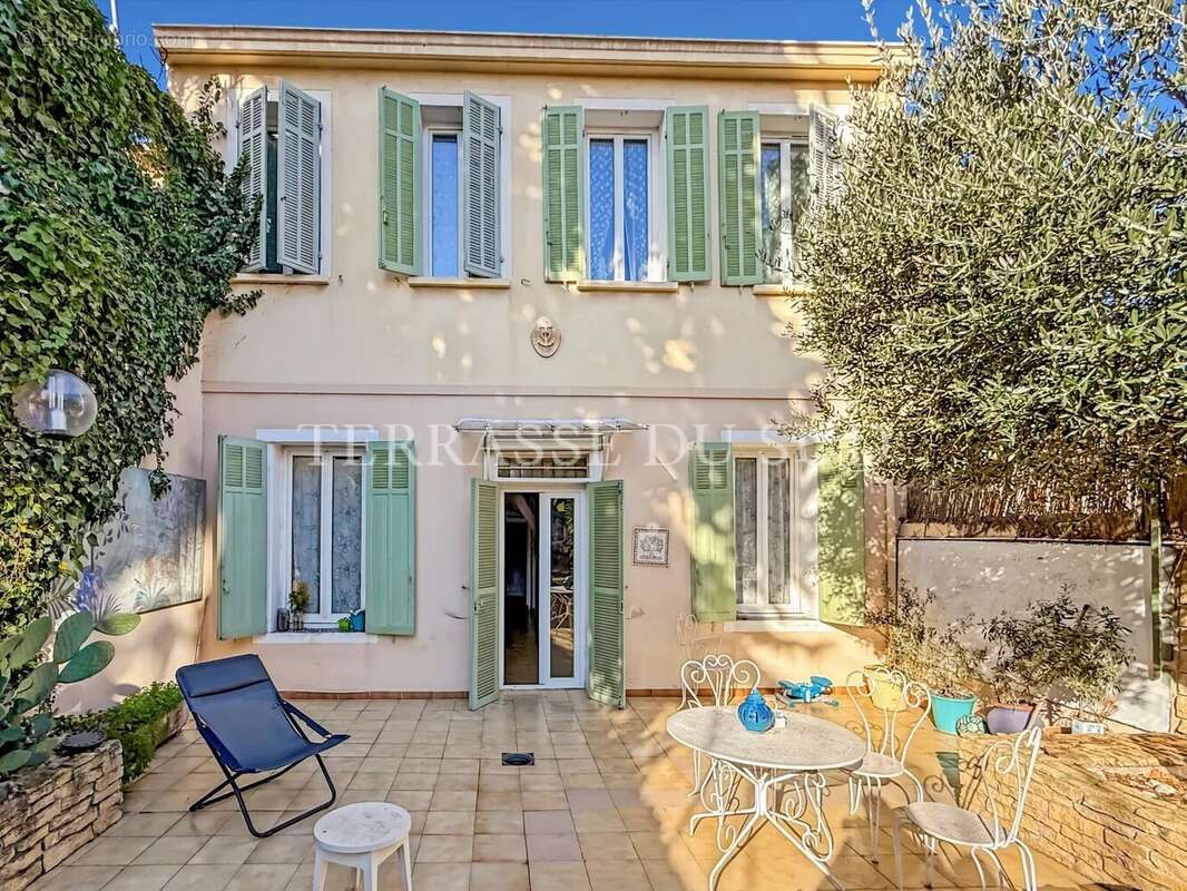 Maison à MARSEILLE-5E