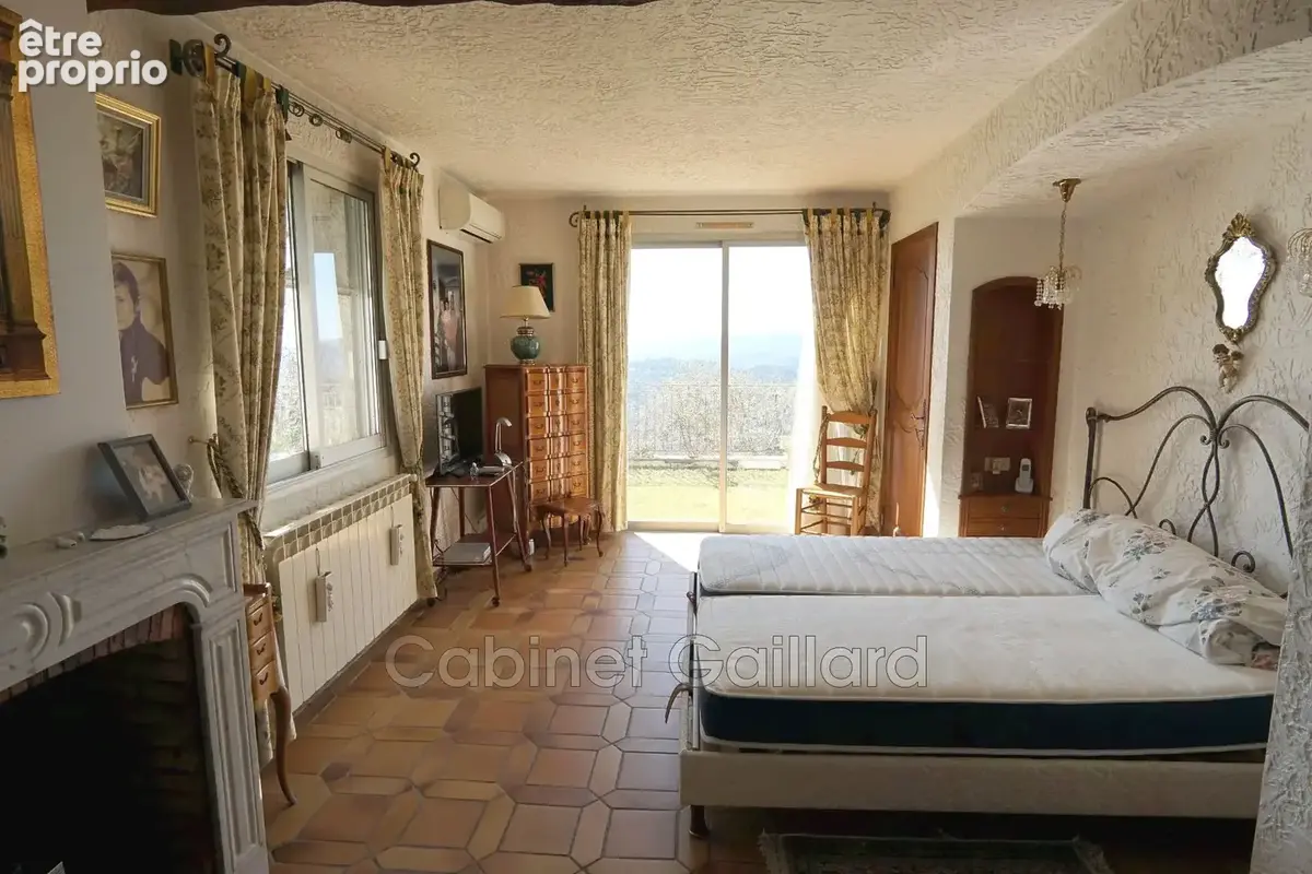 Maison 6 pièces 220 m² à vendre à Speracedes (06530) - photo 9