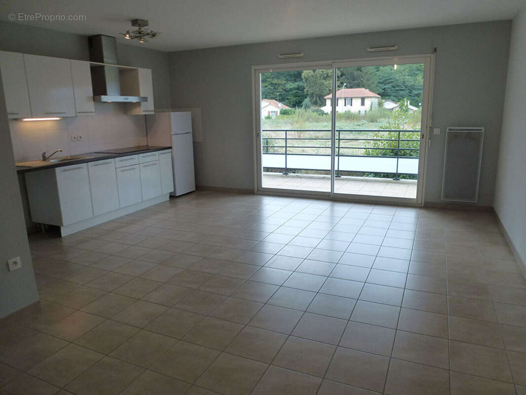 Appartement à BIZANOS