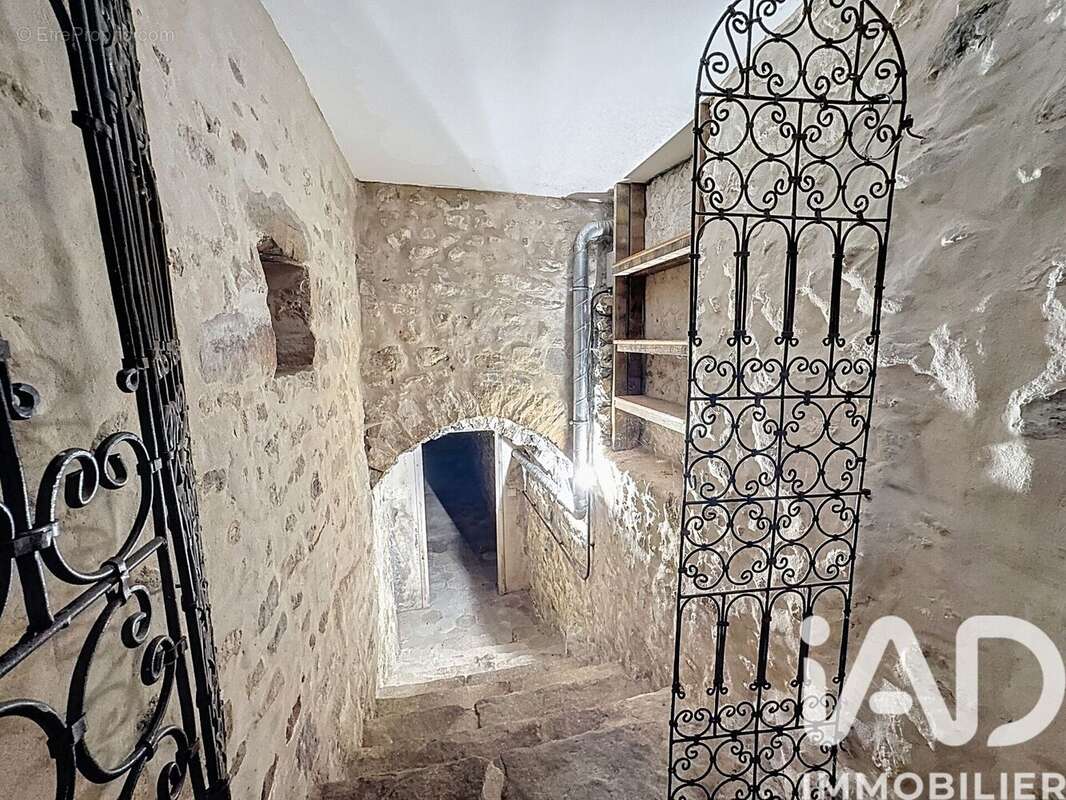 Maison 193 m² à Etrechy  - photo 9