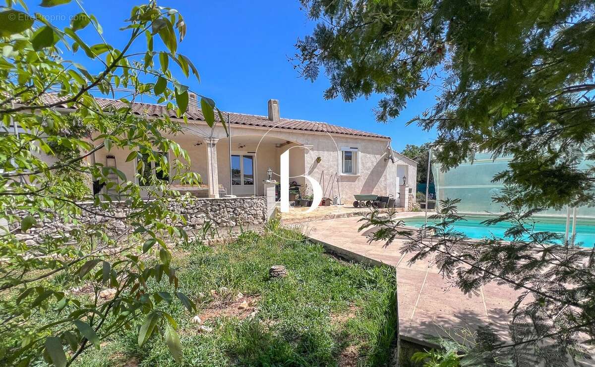 Maison à MEJANNES-LE-CLAP