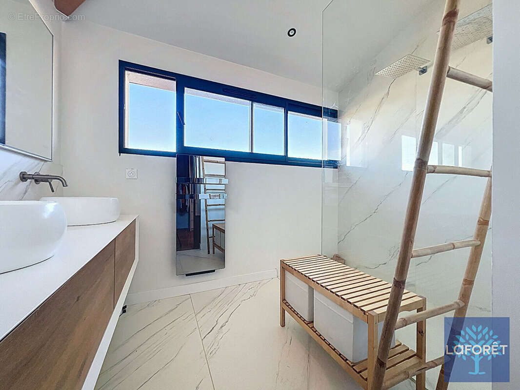 Maison à SAINTE-FOY-D'AIGREFEUILLE