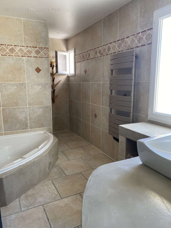 Maison à SAINT-GENIES-DE-MALGOIRES