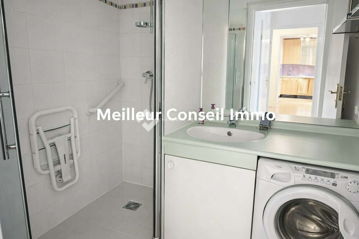 Appartement à LE BLANC-MESNIL