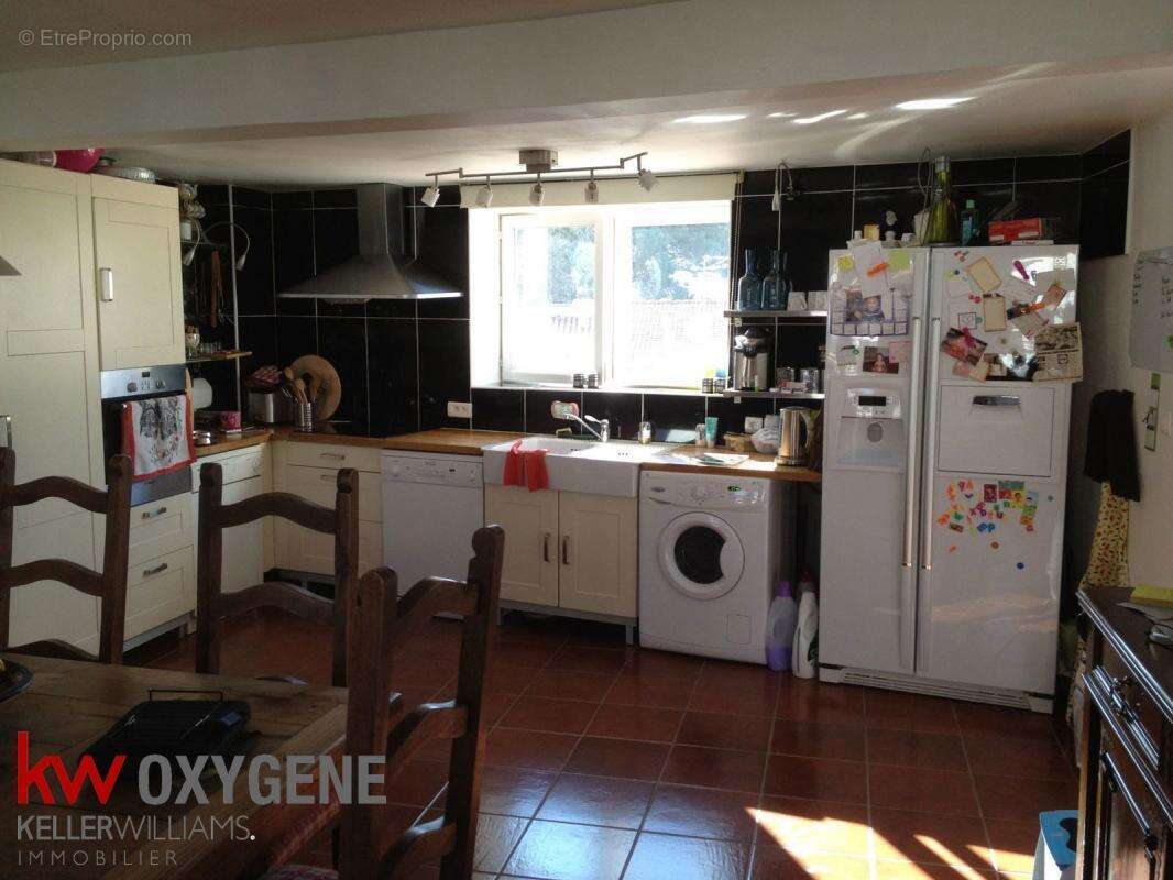 Commerce à LE BOULOU