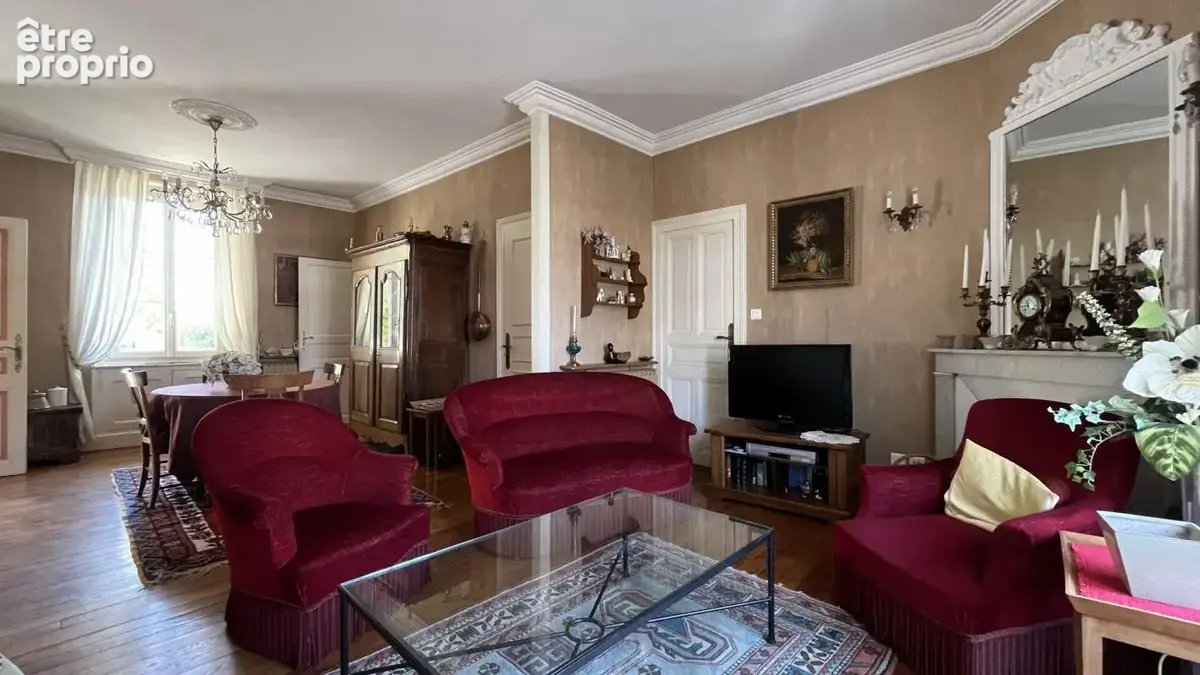 Maison de 168 m² en centre bourg - photo 12