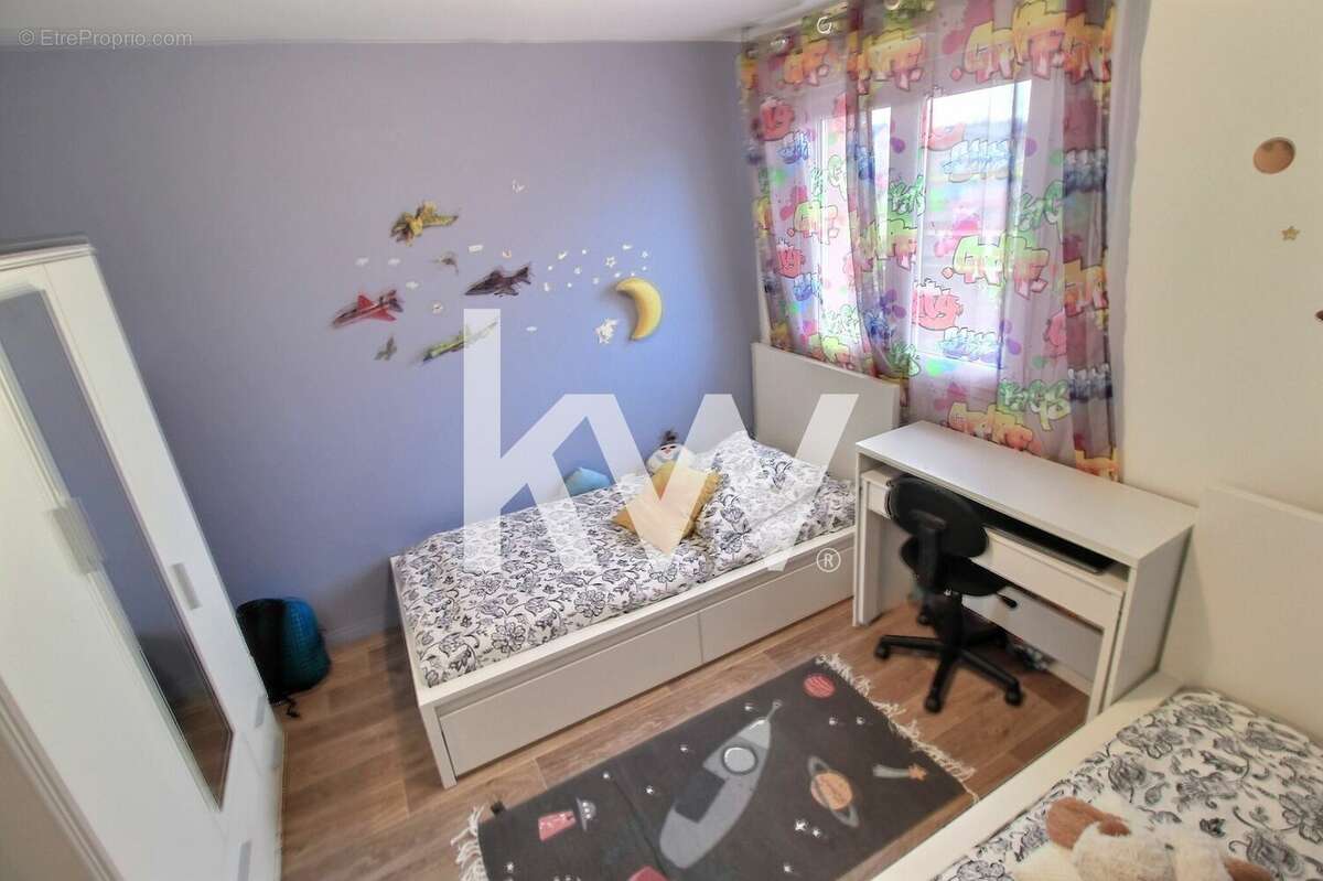 Appartement à CORBEIL-ESSONNES