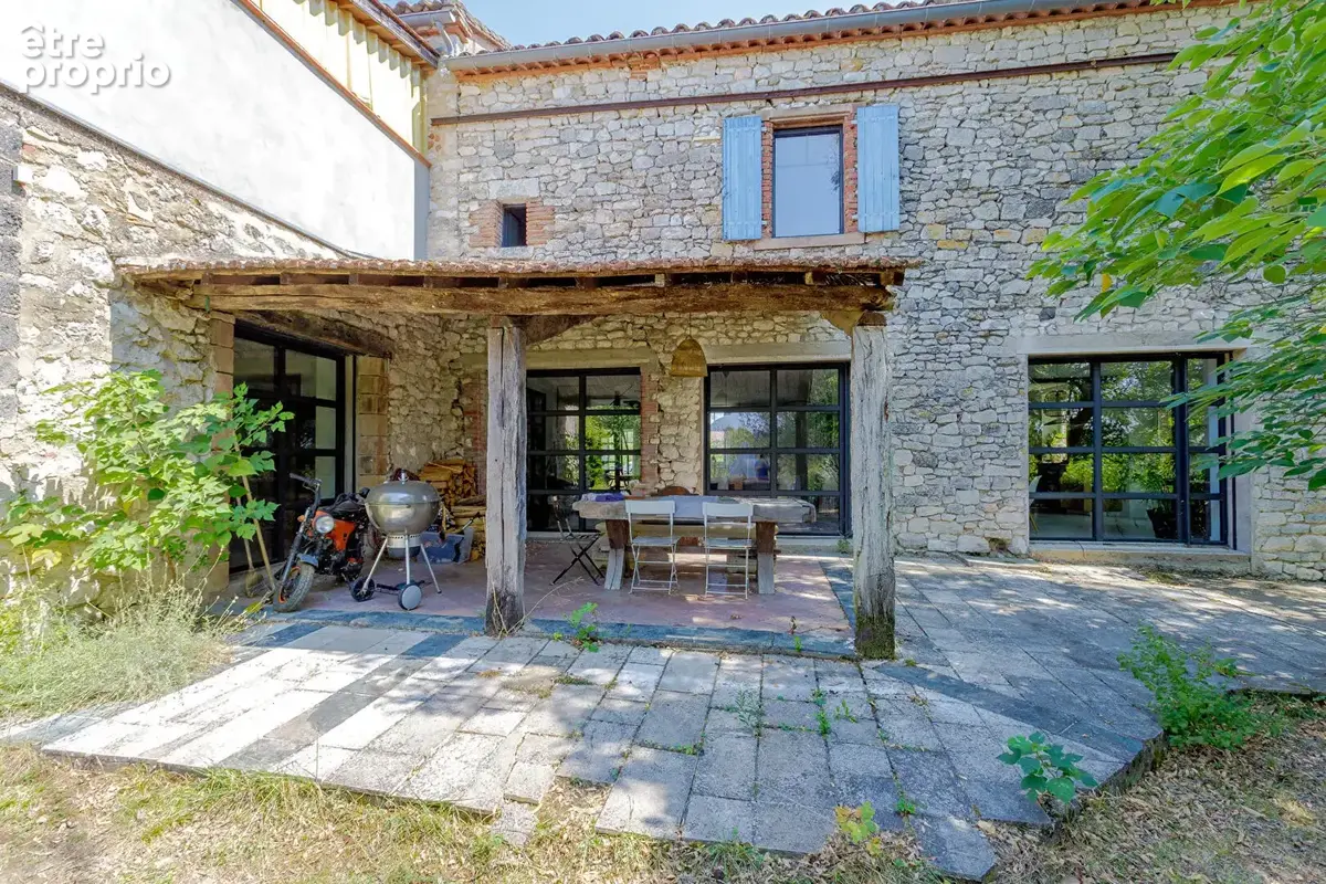 Photo Maison à Cagnac-Les-Mines au prix de 410 000€