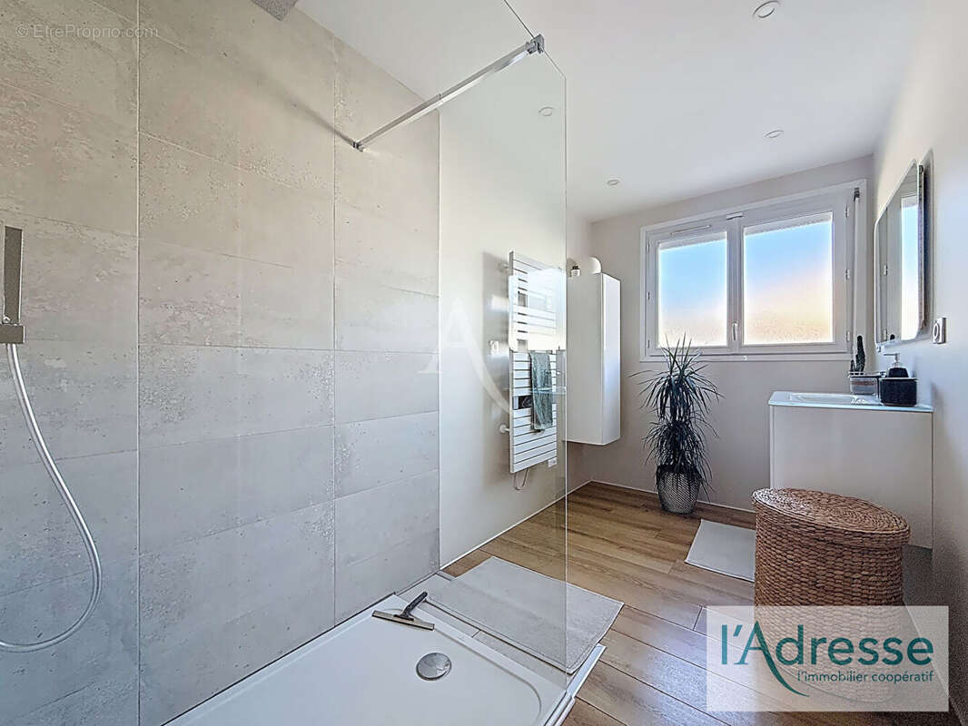 Maison à CASTELGINEST