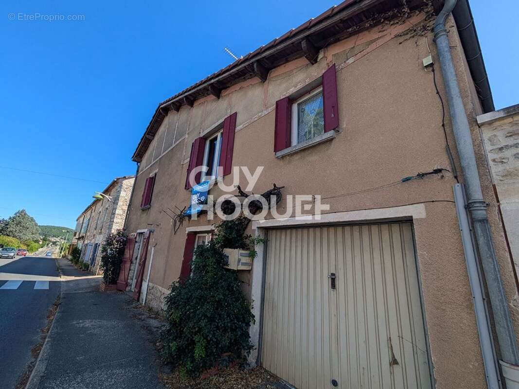 Maison à MERCUES