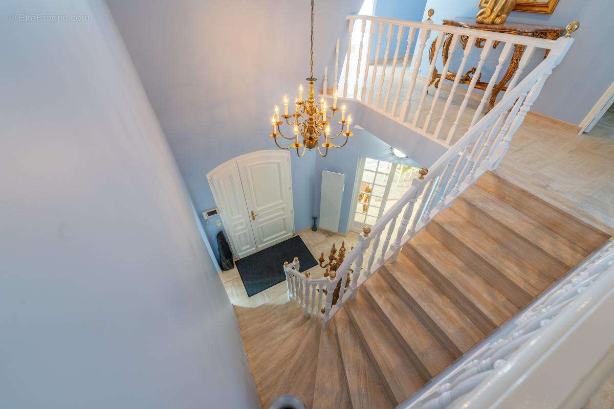 Maison 190 m² à Epinay-Sur-Orge  - photo 9