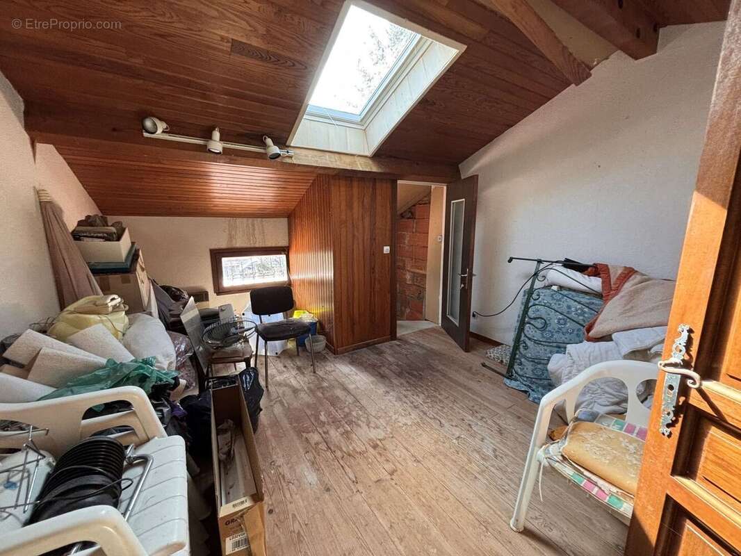 Chambre 4 - Maison à CAHORS