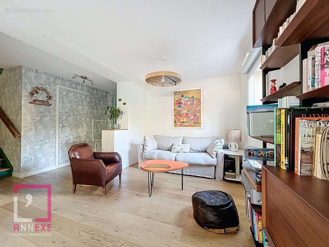 Appartement à FONTAINES-SUR-SAONE
