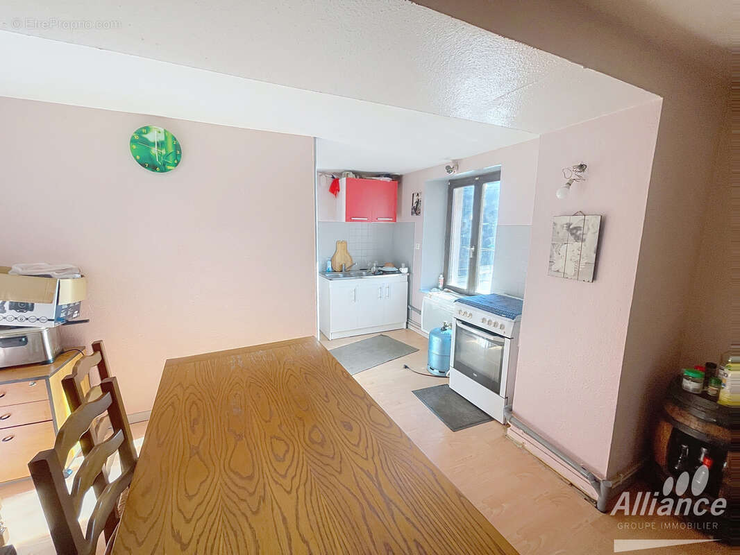Appartement à PONT-DE-ROIDE