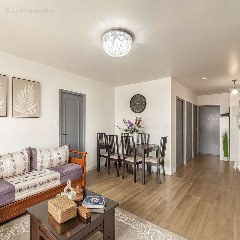 Appartement à SAINT-ETIENNE