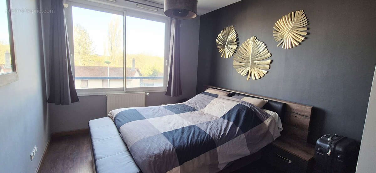 Appartement à CHAVANOZ