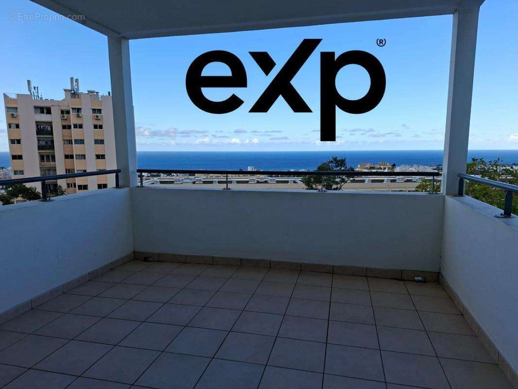 Appartement à SAINT-DENIS