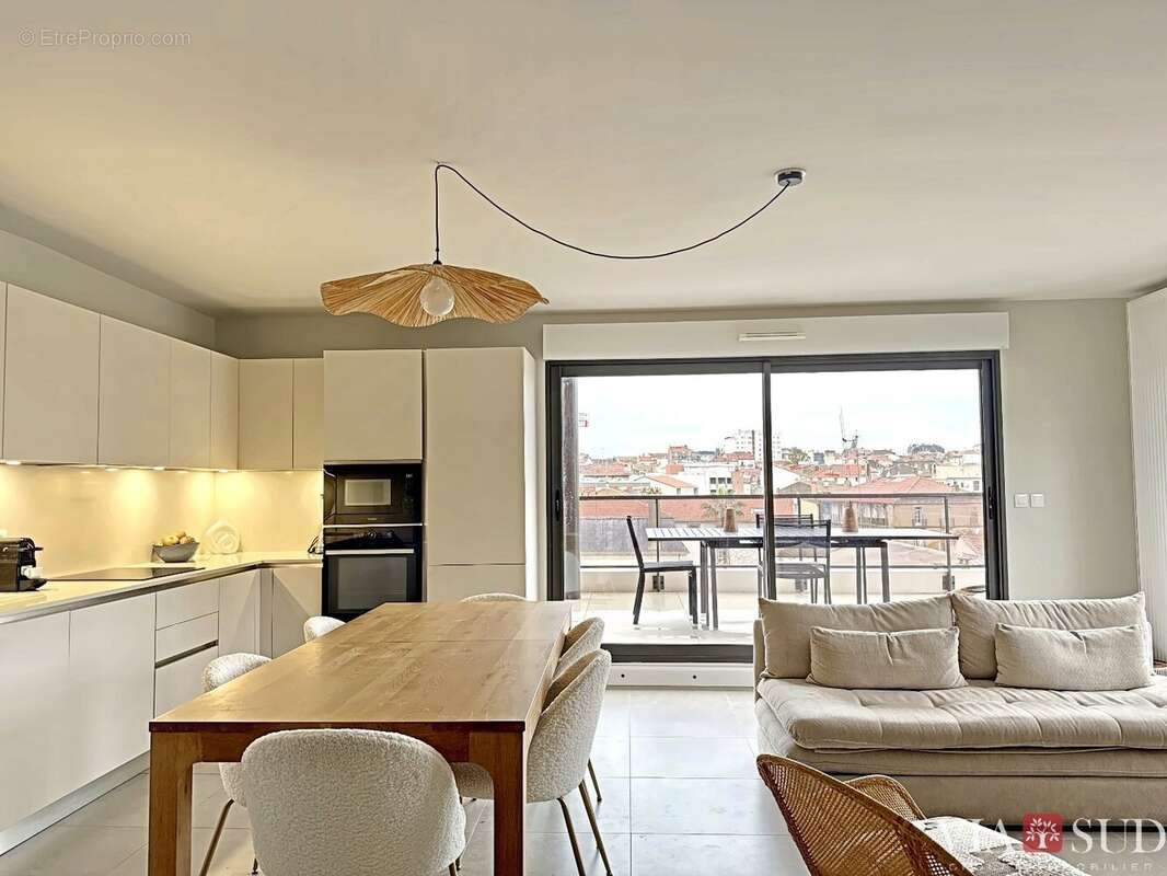 Appartement à BEZIERS