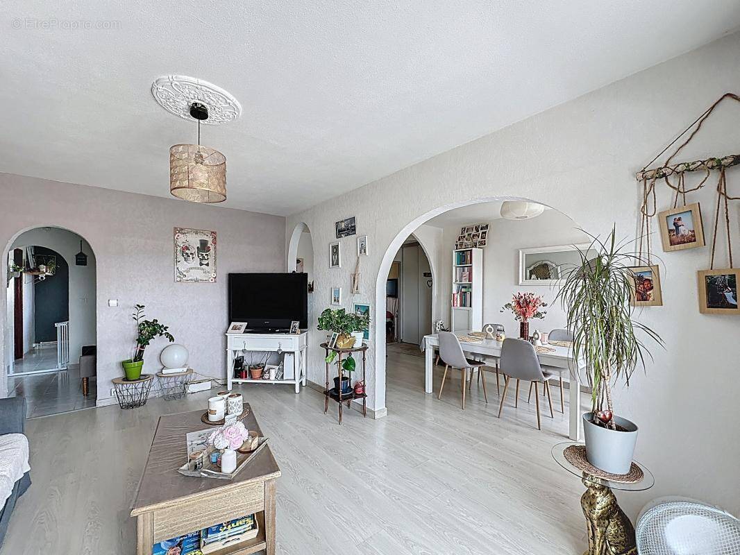 Appartement à SAINT-PRIEST