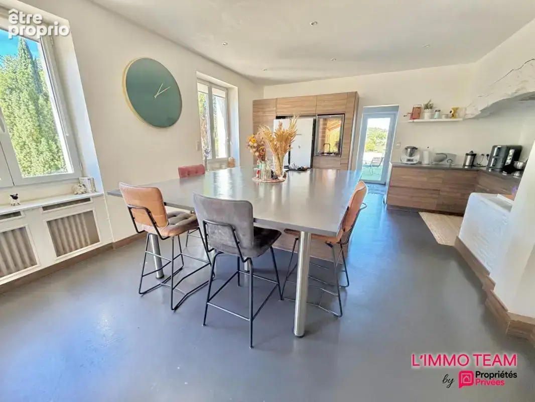 CAHORS - Propriété d'exception avec piscine sur 6000m² - photo 11