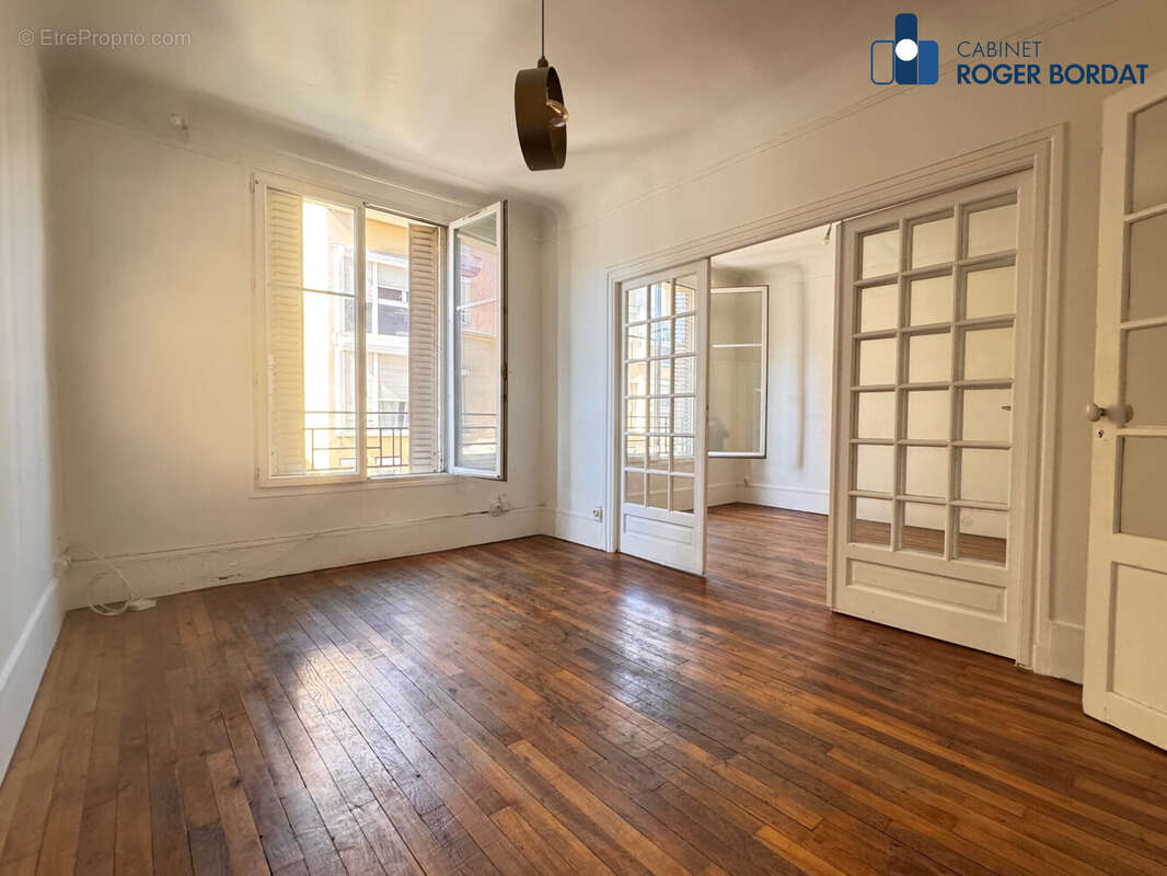 Appartement à SAINT-OUEN