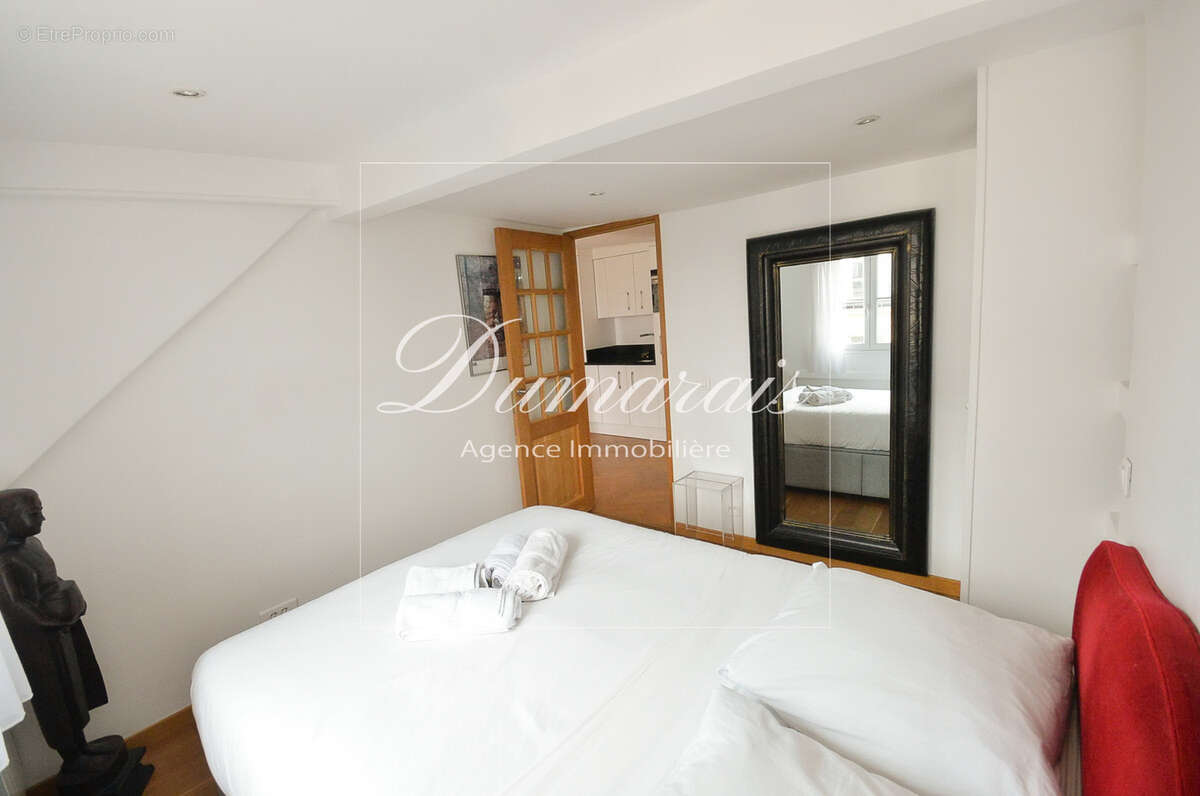 Appartement à PARIS-4E