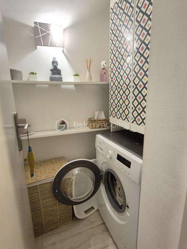 Appartement à COURCOURONNES