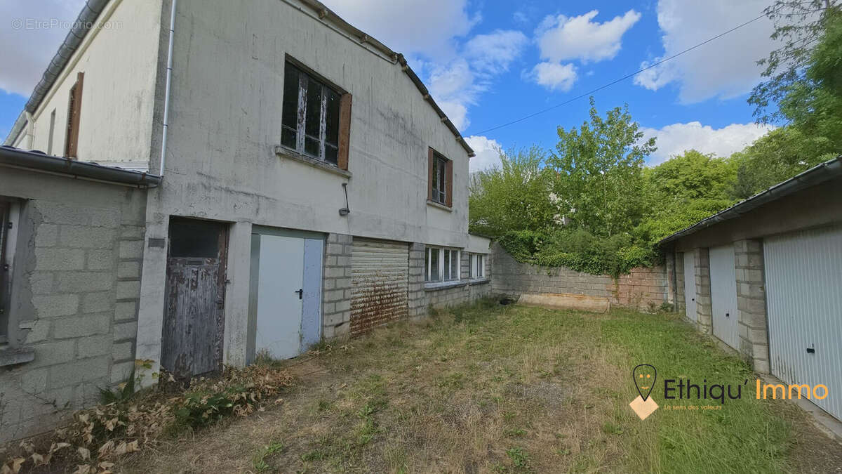 Appartement 1478 m² à Chaumont  - photo 3