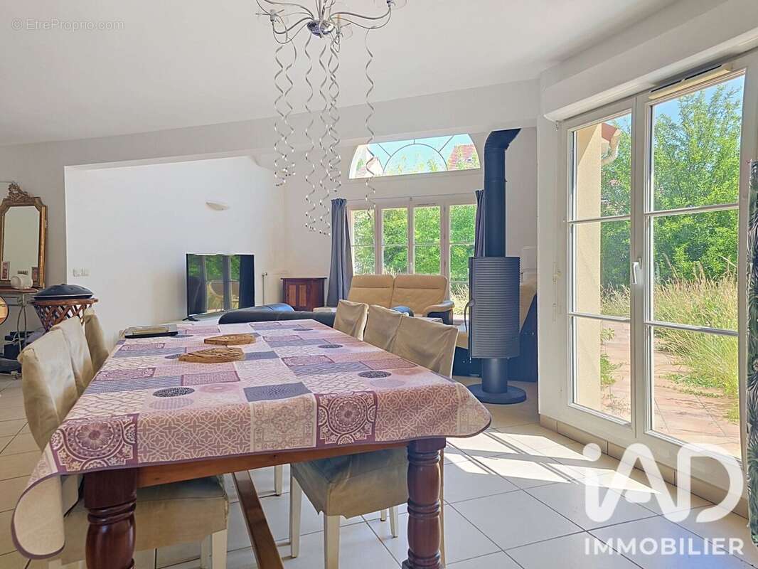 Maison 182 m² à Longjumeau  - photo 3