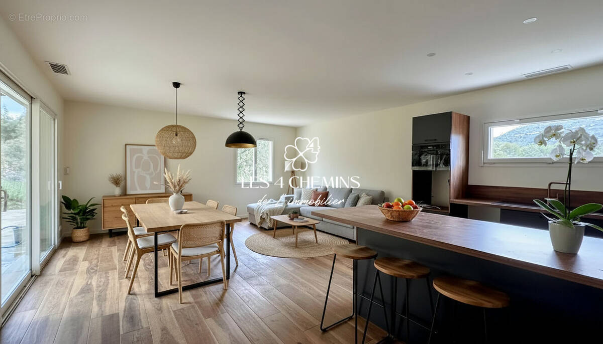 Maison à LA BOUILLADISSE