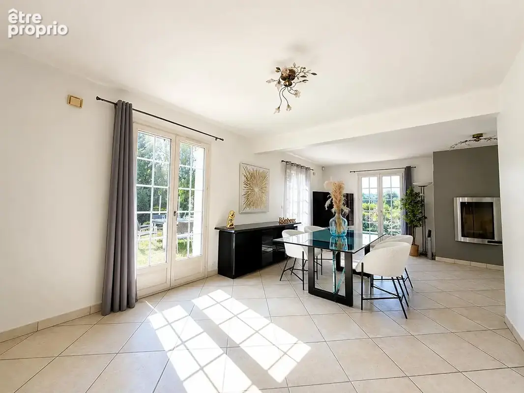 Maison spacieuse dans le coeur de Condé Ste Libiaire - photo 2