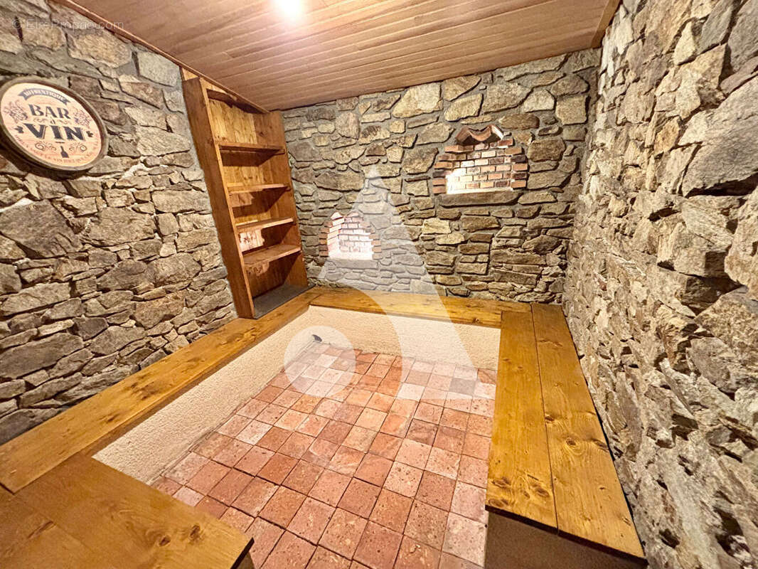 Maison à LA VARENNE