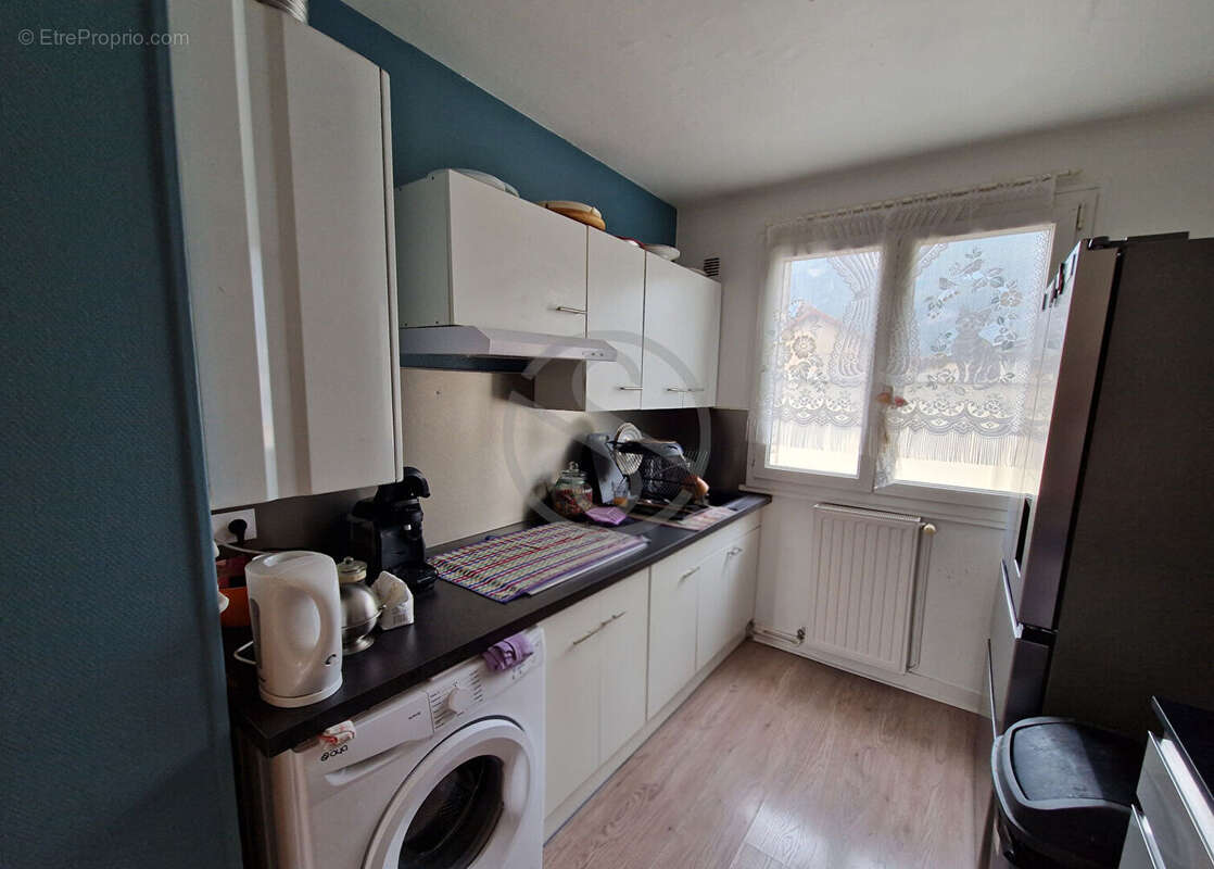Appartement à FONTAINE