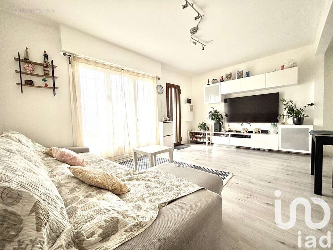 Photo 3 - Appartement à PONTAULT-COMBAULT