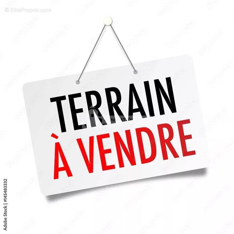 Terrain à FONTVIEILLE