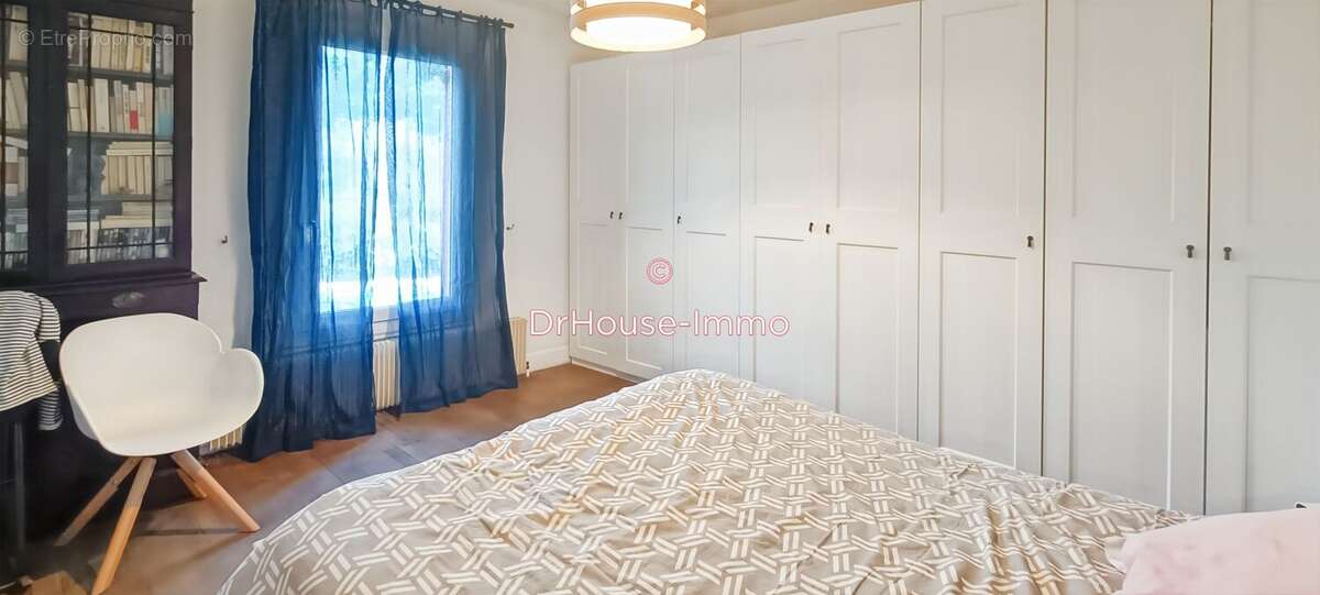 Maison à ECHASSIERES