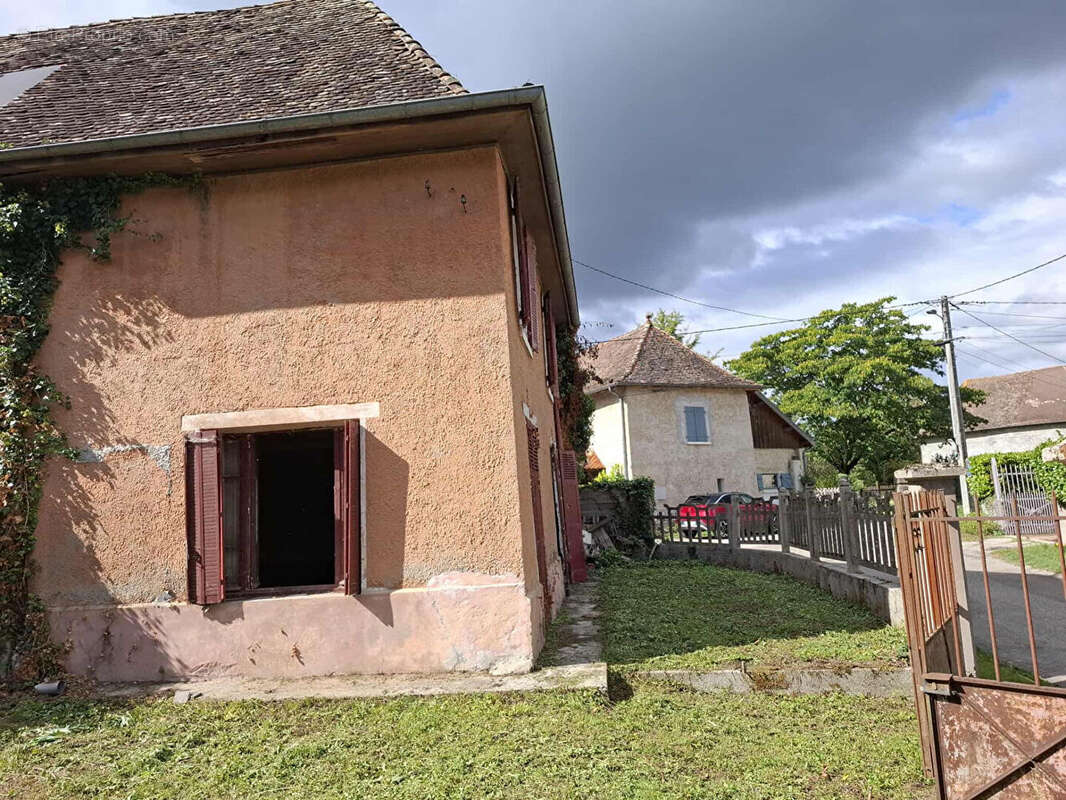 Maison à LES AVENIERES