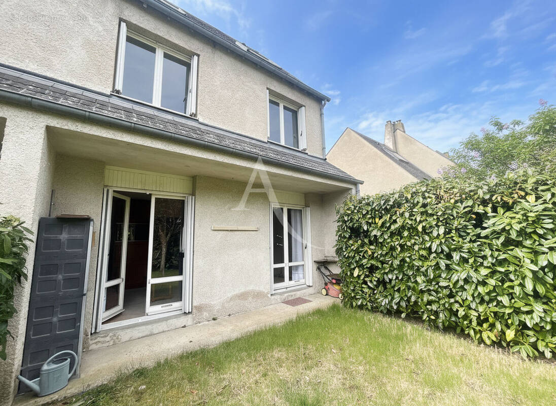 Maison à DOURDAN