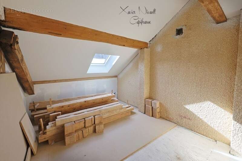 Maison à LE GRAND-ABERGEMENT