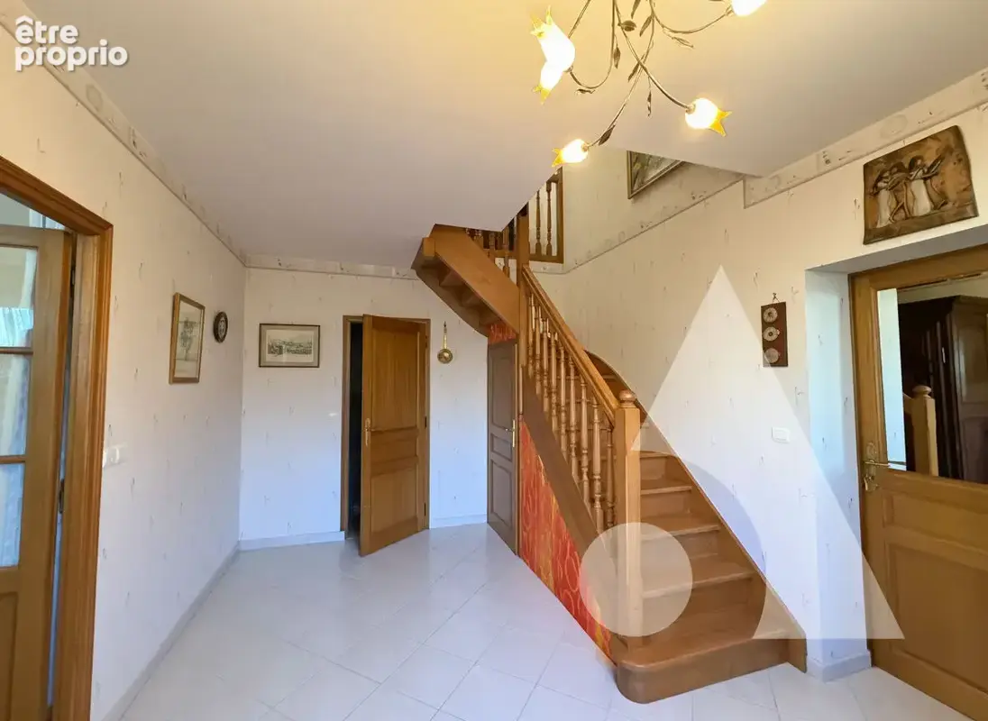 Maison Bouilly 8 pièce(s) 185,80 m2 5 chambres - photo 9