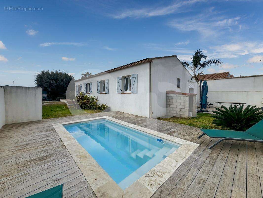 Maison à LA CRAU